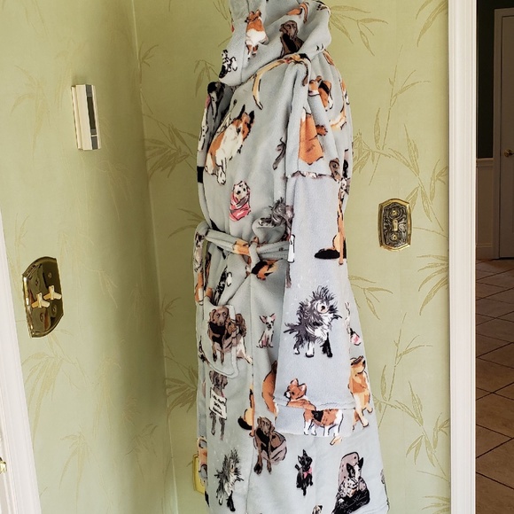 VERA BRADLEY WOMEN'S ROBE DOG SHOW MOTIF:NWT LARGE/EXTRA LARGE - Picture 12 of 16